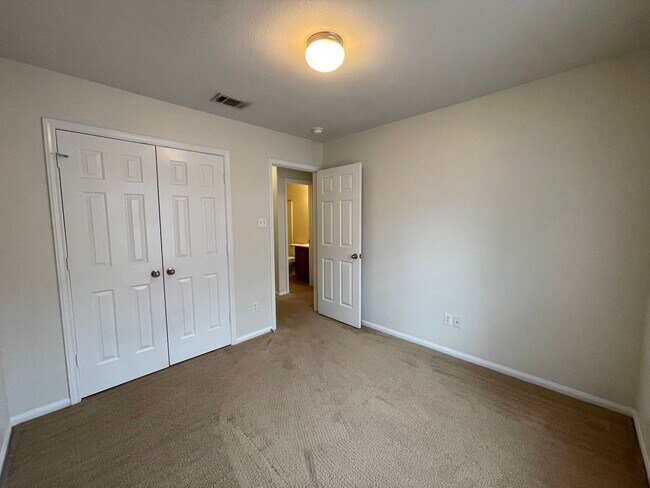 Building Photo - 6600 Taree Loop