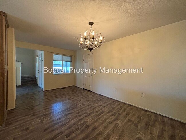 Building Photo - 3062 Doubletree Ln