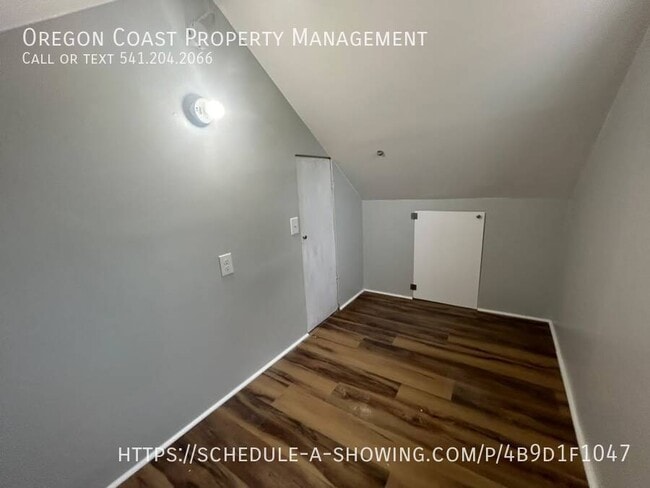 Building Photo - 1410 4th St