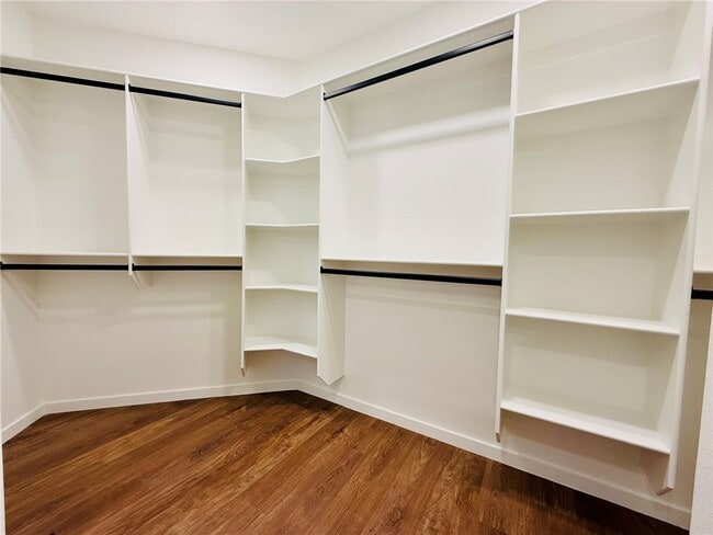 Building Photo - 1304 NW 10th St