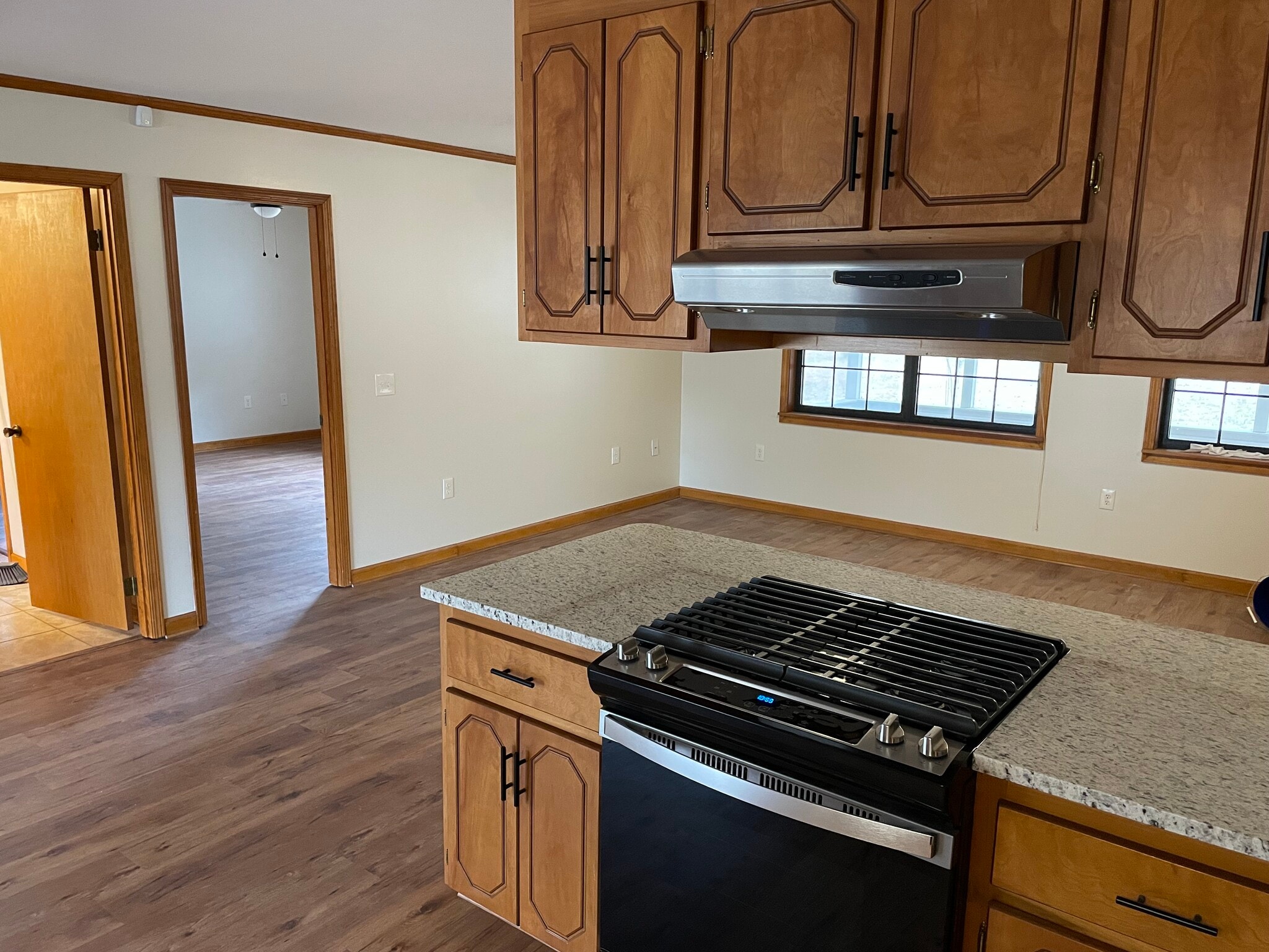 Building Photo - 430 Co Rd 445