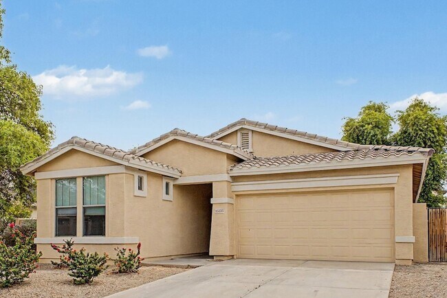 Building Photo - 15235 W Windward Ave