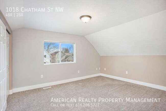 Building Photo - 1018 Chatham St NW