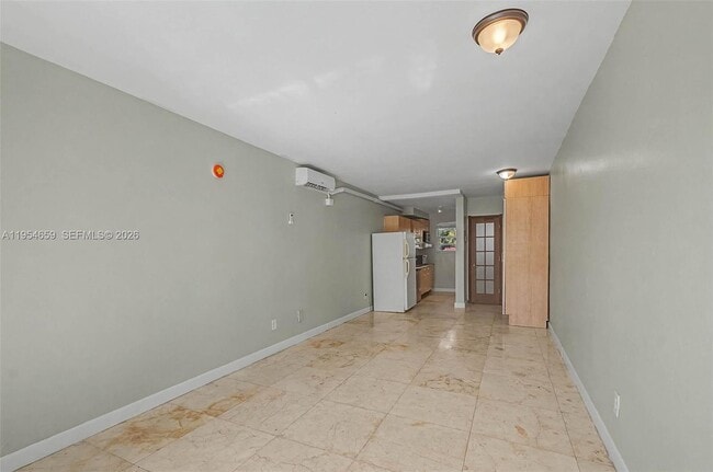 Building Photo - 1685 Jefferson Ave