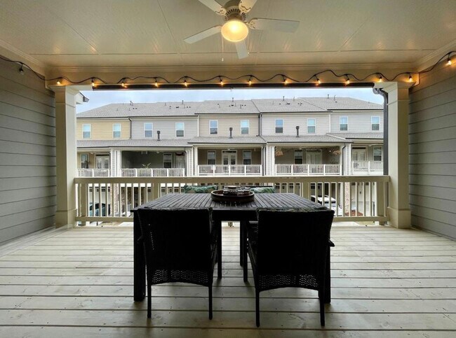 Deck - 3975 Redwood Dr