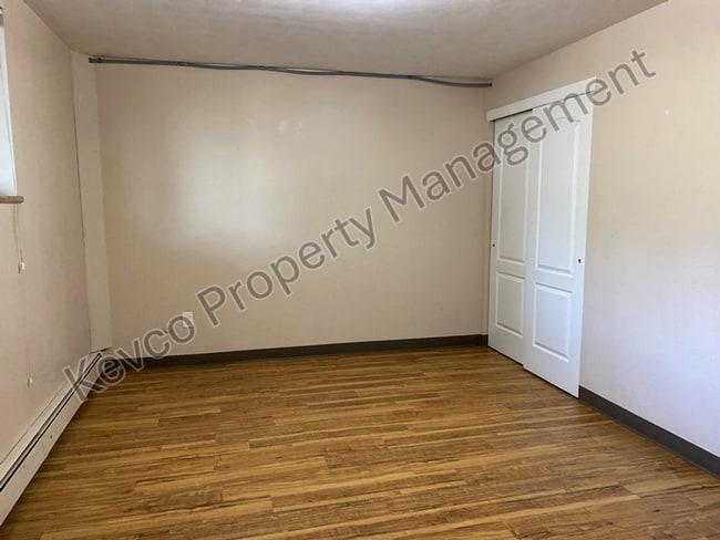Building Photo - 1009 McHugh St
