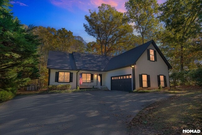 Primary Photo - 198 Lakeview Dr