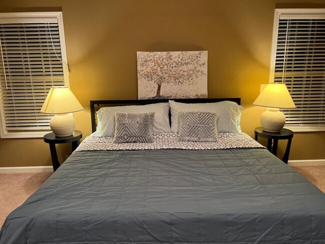 Building Photo - Charming 4BR House in Clarksville