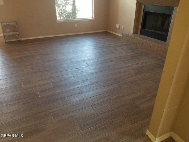 Building Photo - 3121 Tierra Cuervo Dr