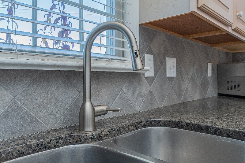 Building Photo - 101 St Charles Ct