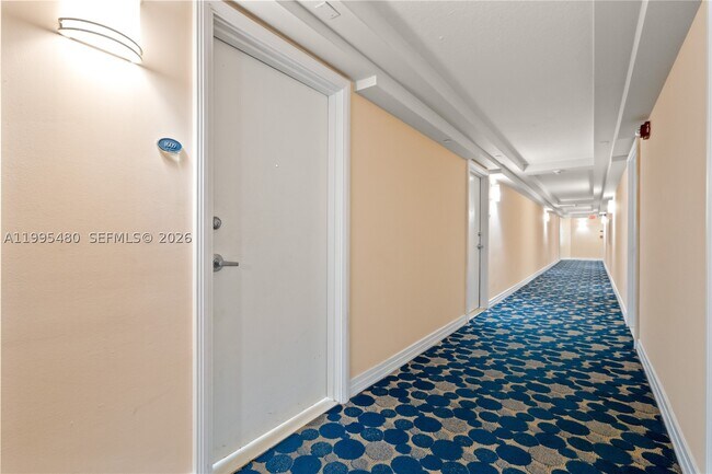 Building Photo - 6917 Collins Ave
