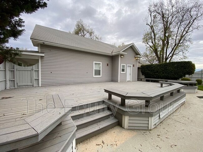 Building Photo - 26738 Rd 132