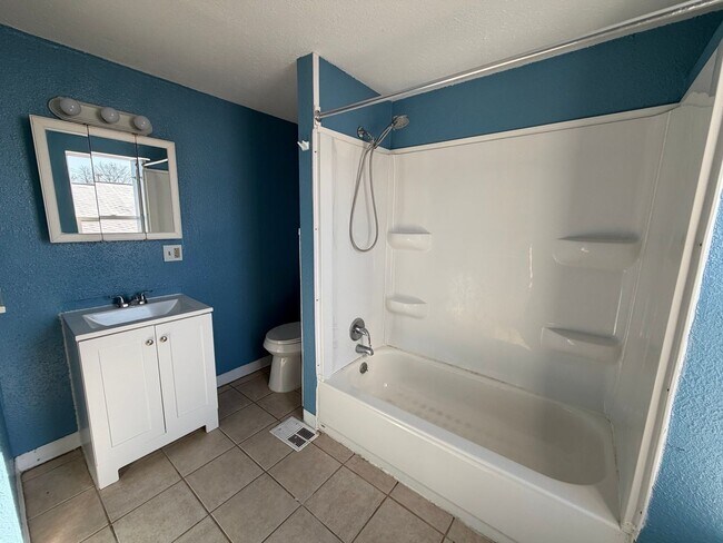 Building Photo - *145 Harris St Lodi OH 44254 MFH2 .T1