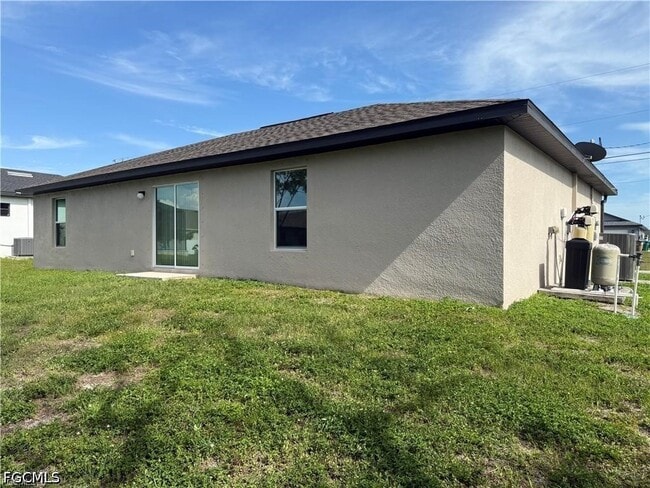Building Photo - 1727 NW 15th St