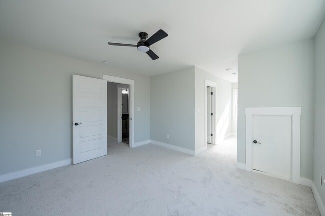 Building Photo - 109 Horseshoe Bend Rd
