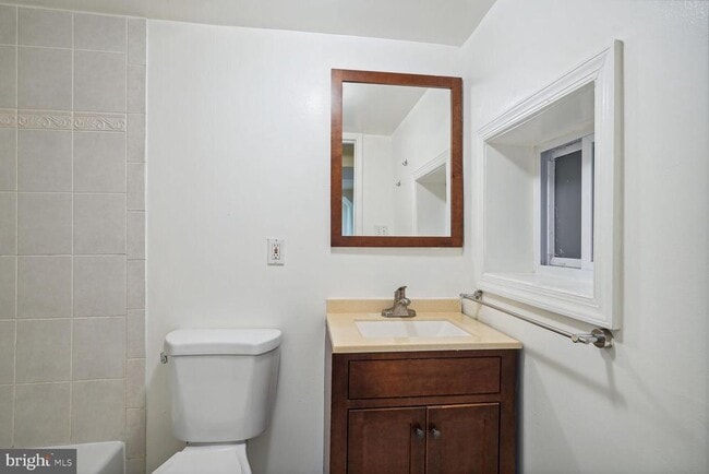 Building Photo - 4528 4th St NW