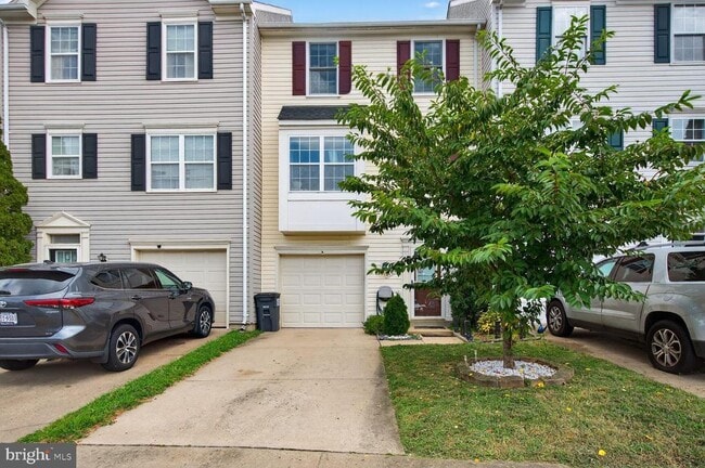 Primary Photo - 11082 Clovertree Ct
