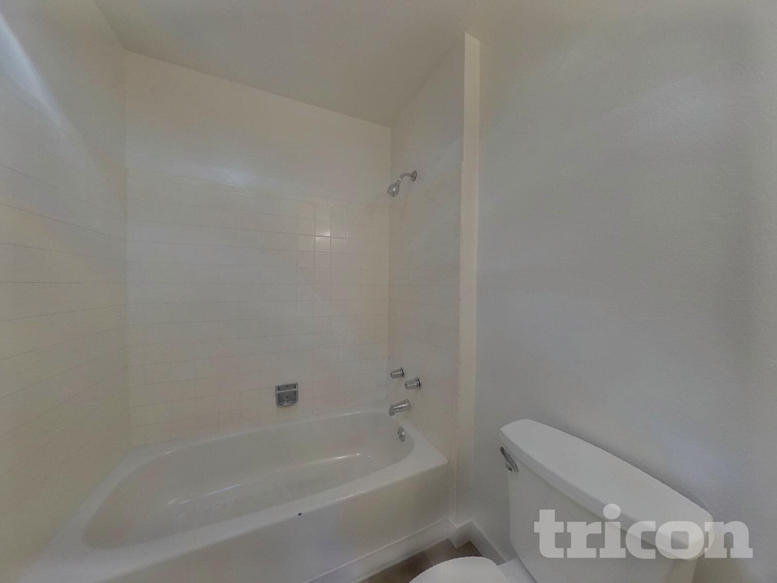 Building Photo - 2882 Dickens Dr