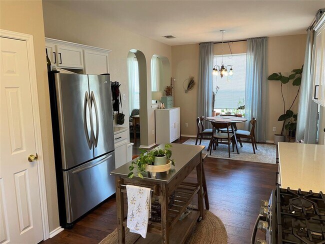 Building Photo - 813 Bull Creek Pkwy