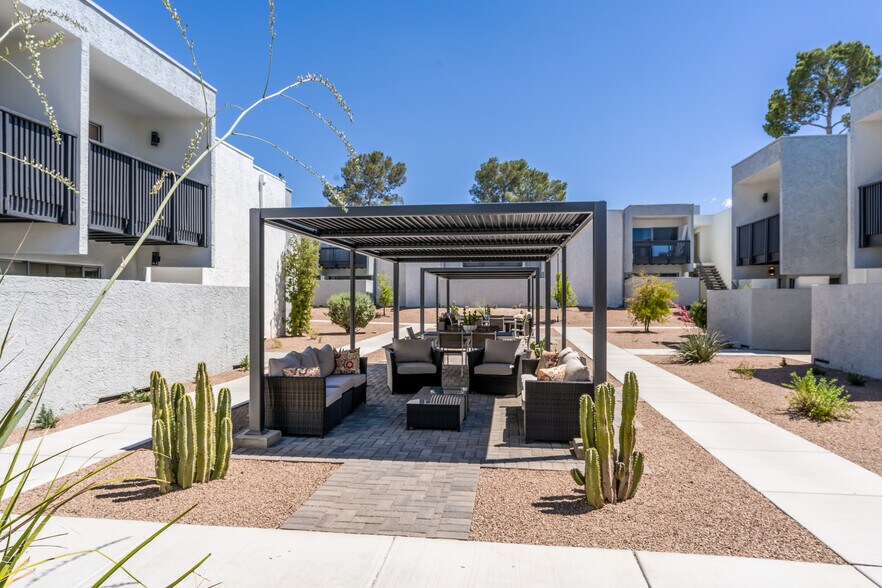 Echo Luxury Apartments 6901 E Broadway Blvd Tucson AZ 85710