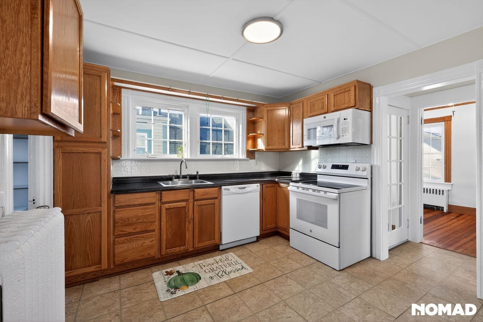 Building Photo - 21 Hall Ave