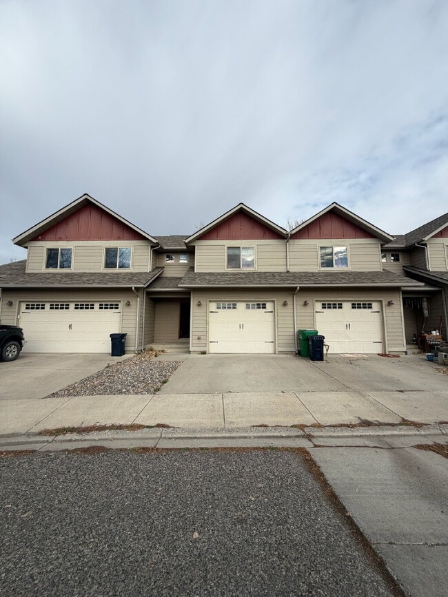 Building Photo - 1460 Juniper St