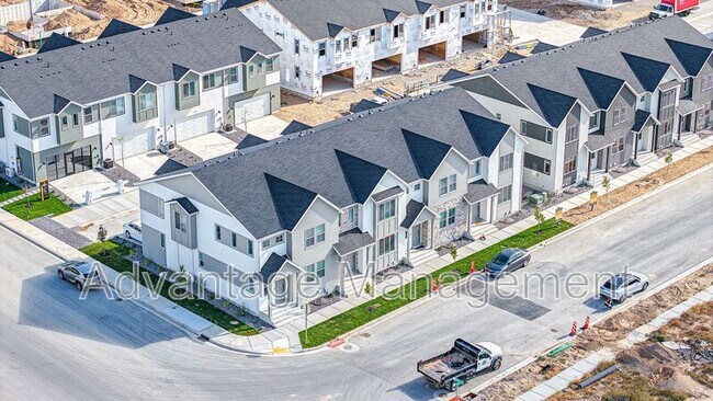 Building Photo - 7 S Moonlit Rd