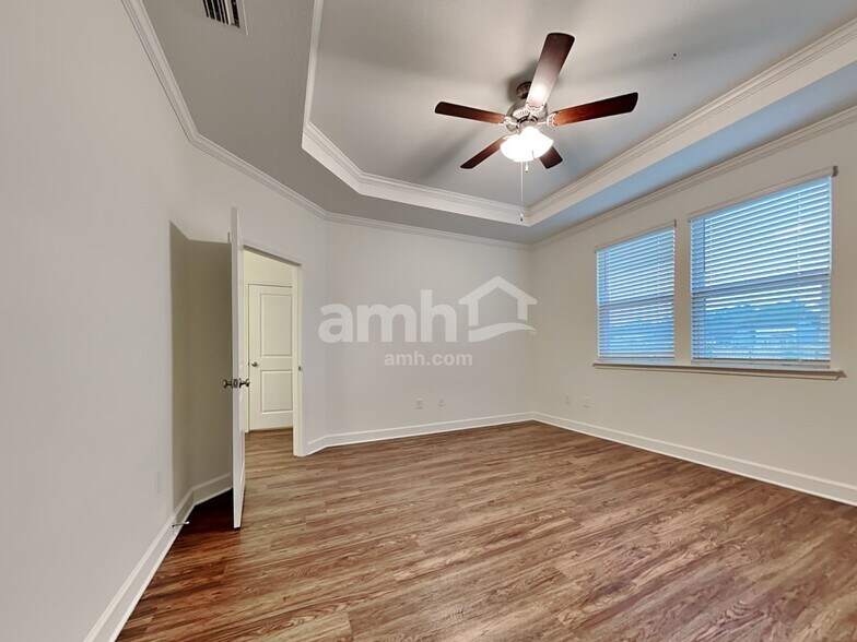 Building Photo - 11482 Fox Holw Ct