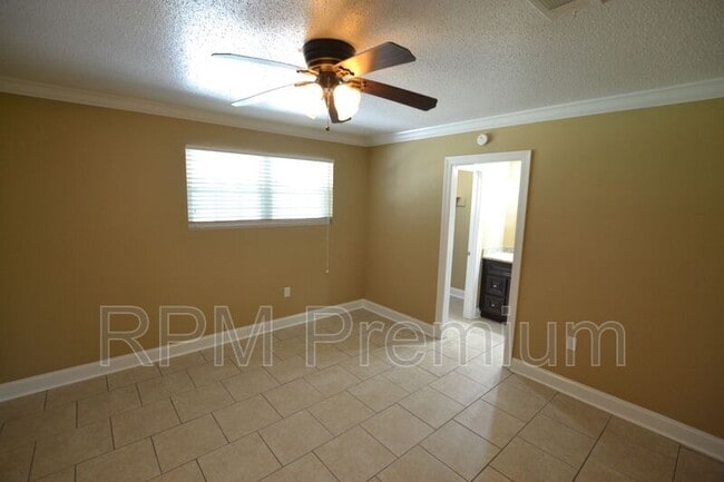 Building Photo - 3552 Platt Dr