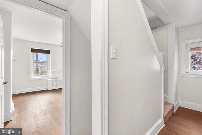 Building Photo - 345 W Mt Pleasant Ave