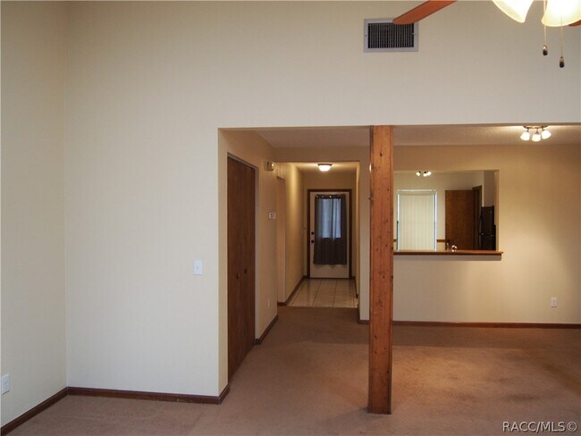 Building Photo - 210 Talmage Ave