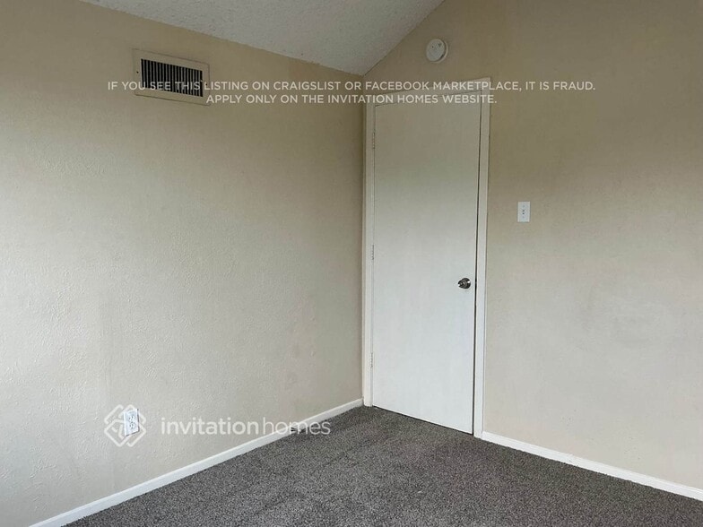 Building Photo - 1716 Delaford Pl