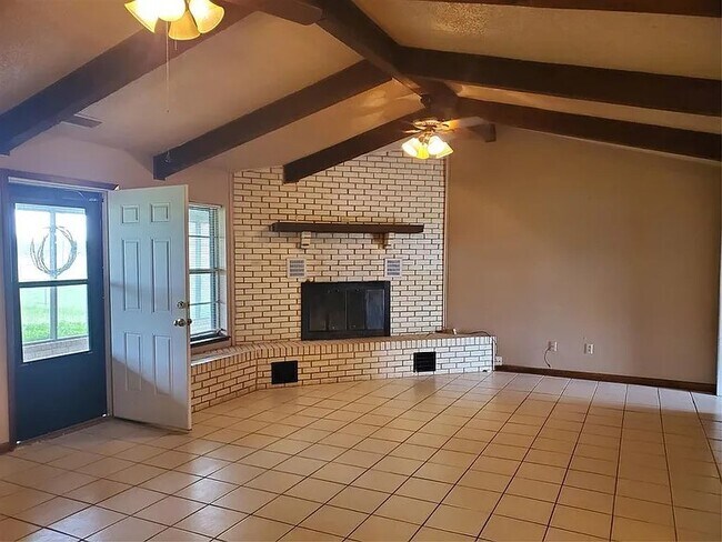 Building Photo - 935 Bacacita Farms Rd