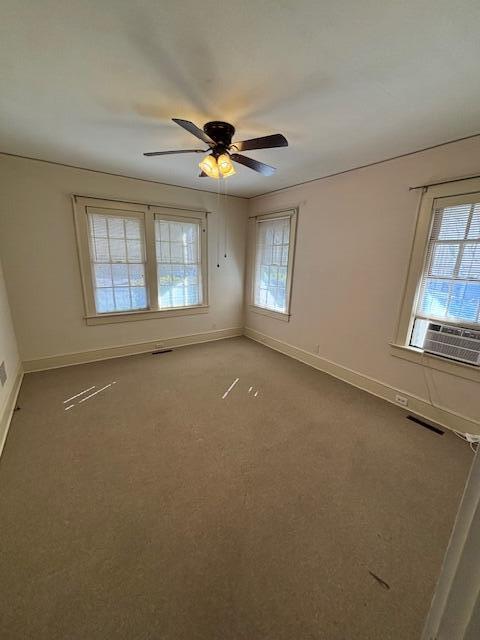 Building Photo - 12 Warren Ct