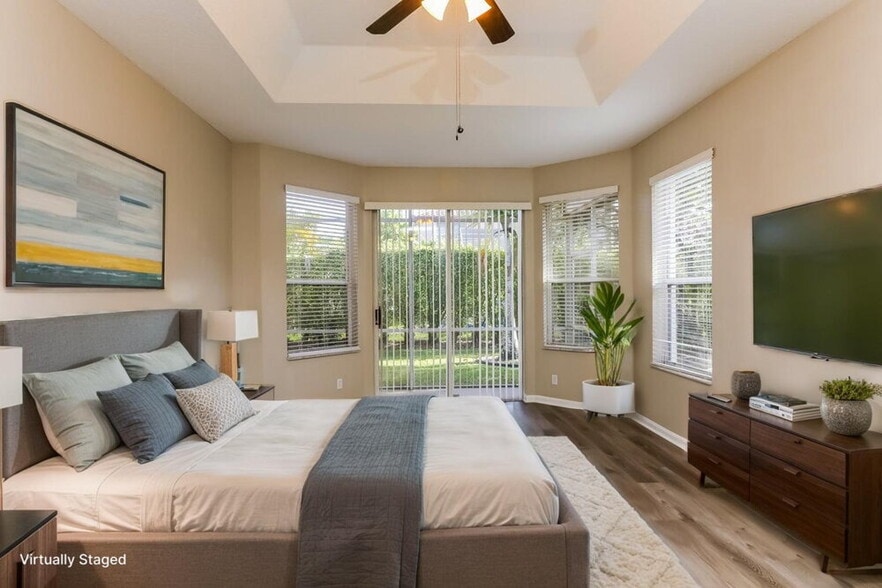 Building Photo - 12020 Glenmore Dr