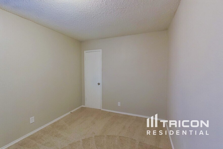Building Photo - 5617 Wembley Downs Dr