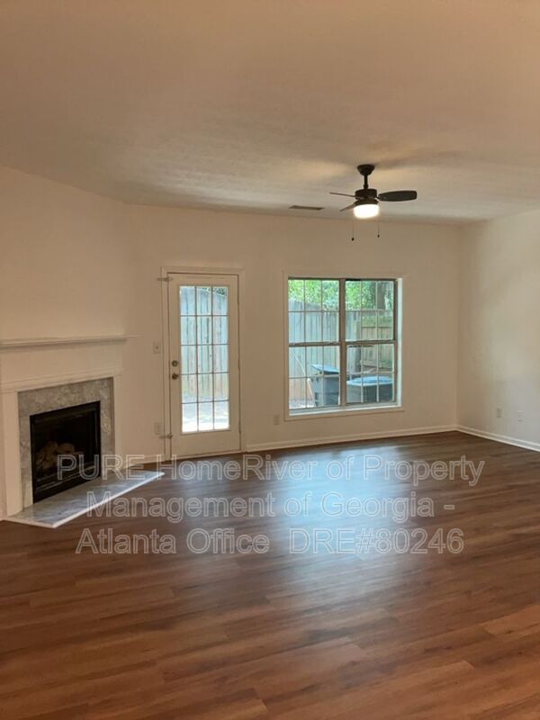 Building Photo - 768 Brookside Parc Ln