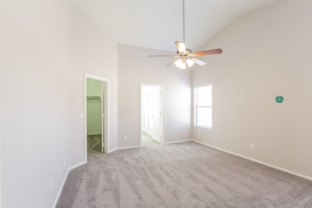 Building Photo - 6350 W Hilton Ave