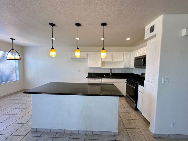 Building Photo - West Palmdale Townhouse