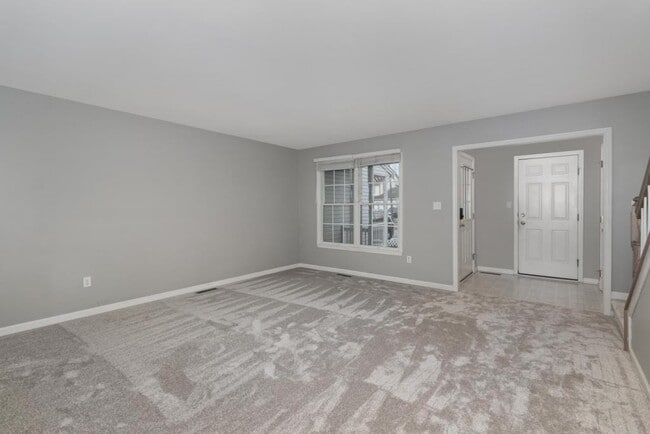 Building Photo - 57 Nottingham Dr