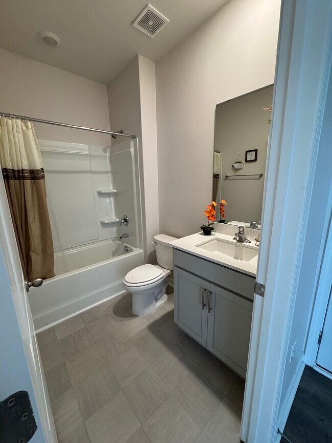 Building Photo - 134 David Hl Dr