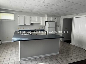 Building Photo - 145 Union St