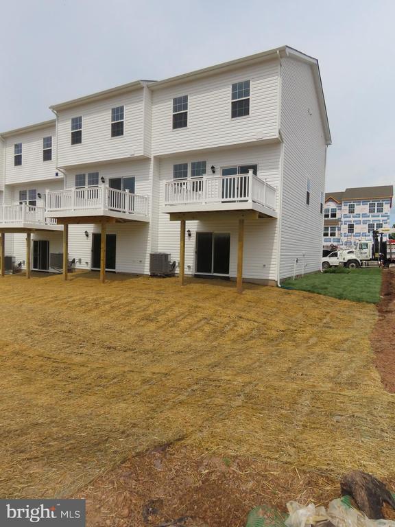 Building Photo - 3080 Martha Wy