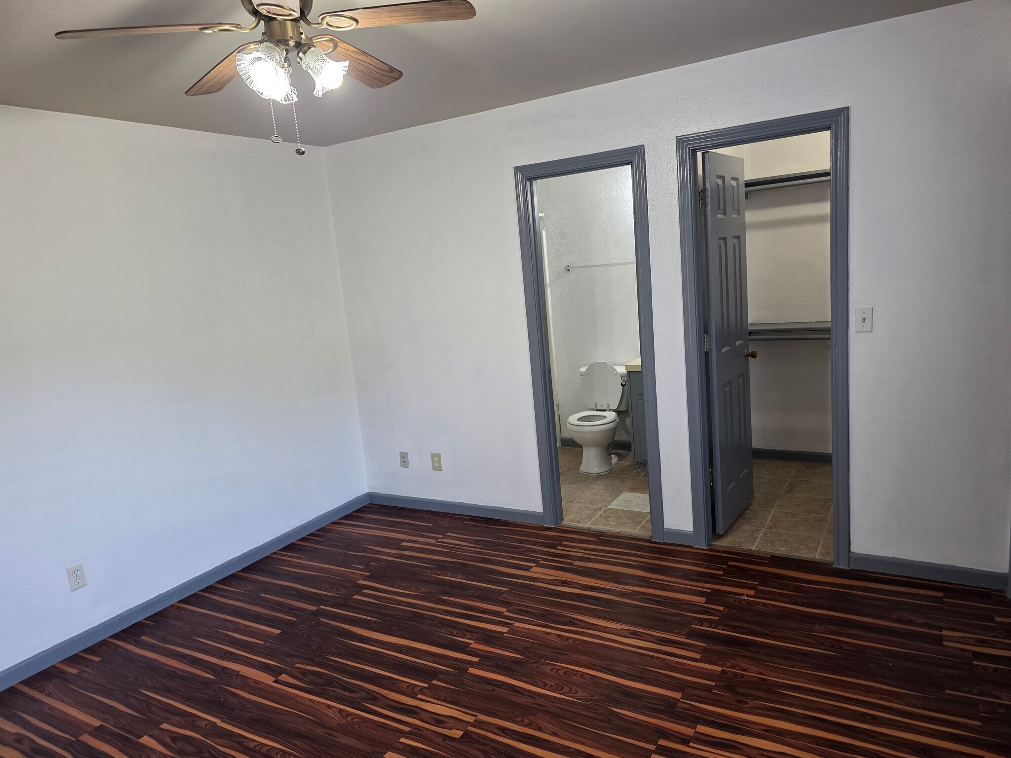 Building Photo - 1303 Edison St
