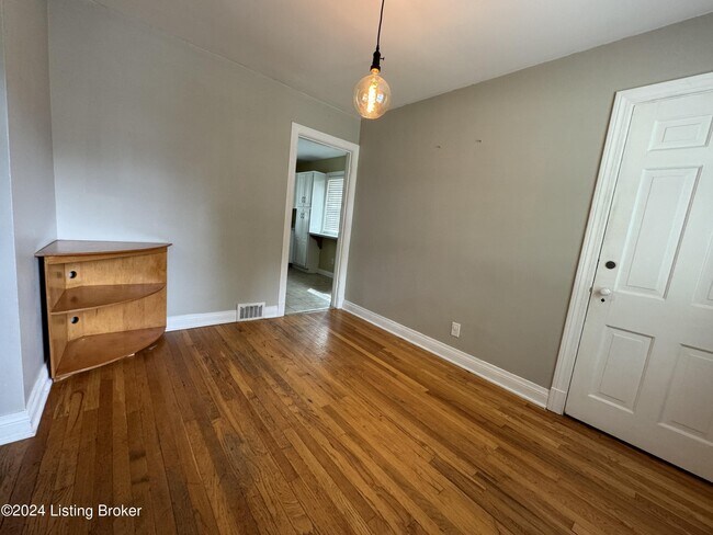 Building Photo - 249 Norbourne Blvd