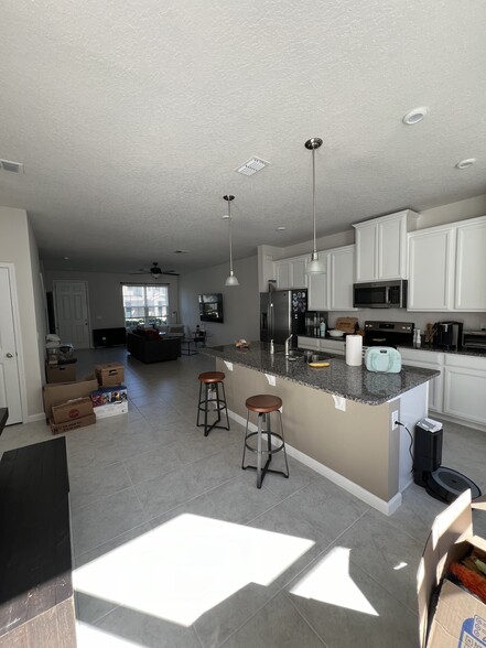 Building Photo - 6224 Aralia Ivy Ln