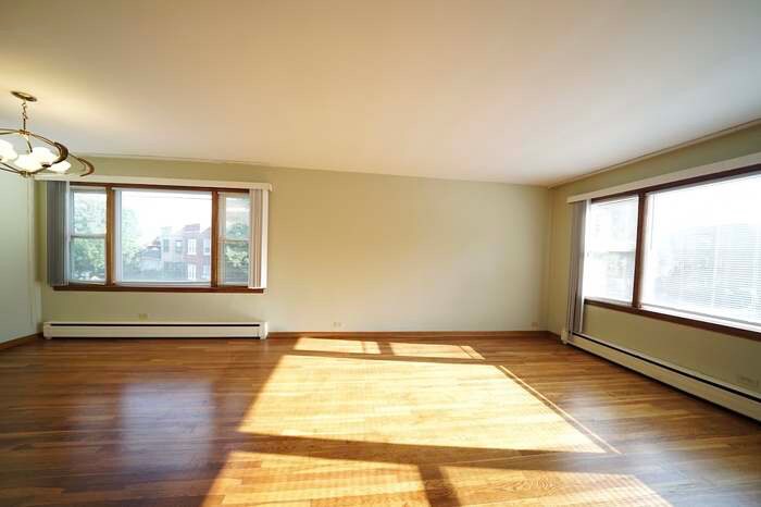 Building Photo - 4729 N Kildare Ave