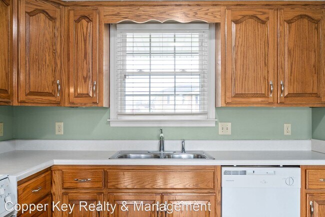 Building Photo - 3 br, 2 bath House - 3313 Carrie Drive