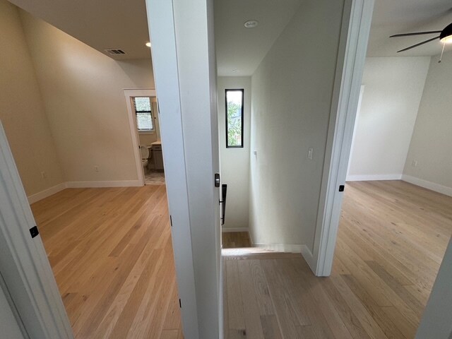 Building Photo - 1101 1/2 Fiesta St