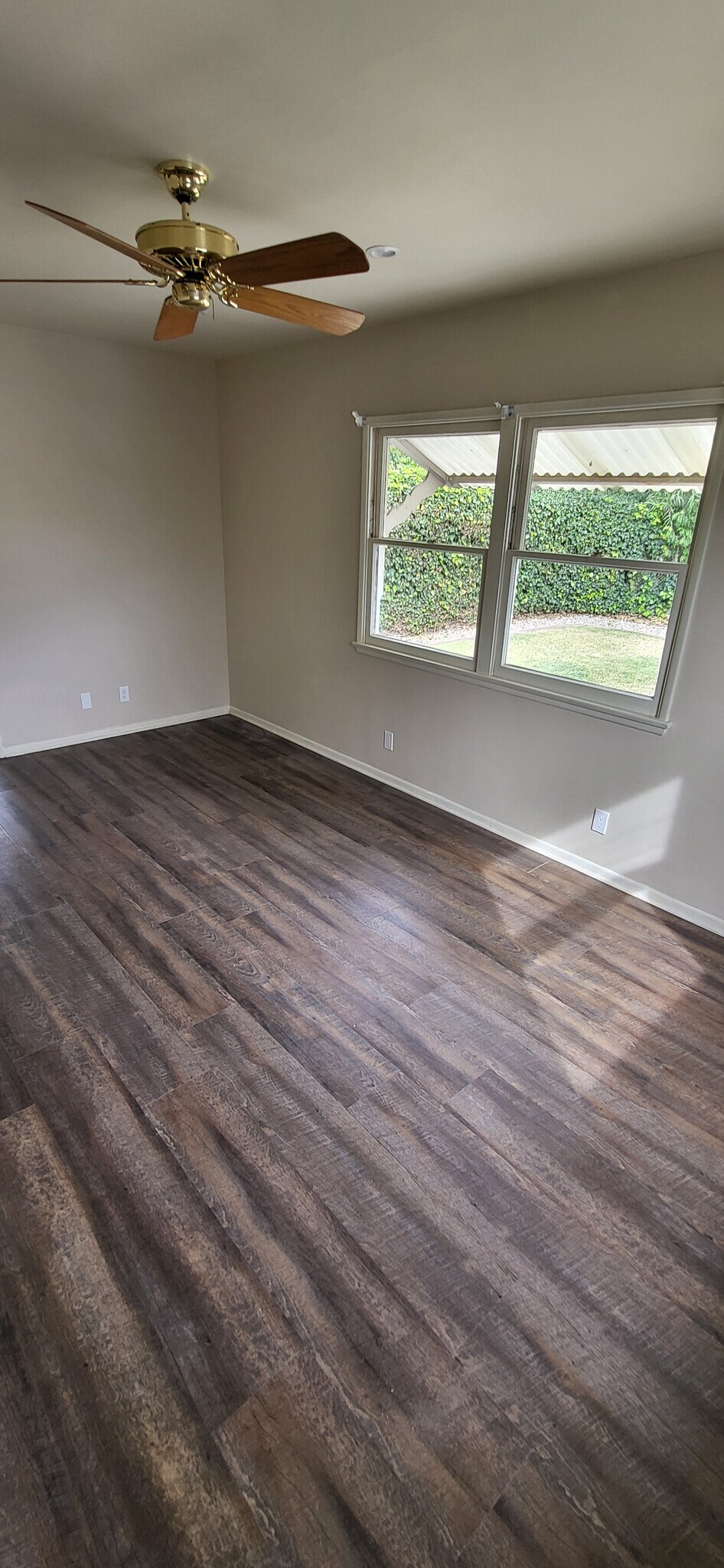 Living Room - 154 Madeline Dr